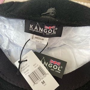 NEW size men’s medium black KANGOL wool hat.